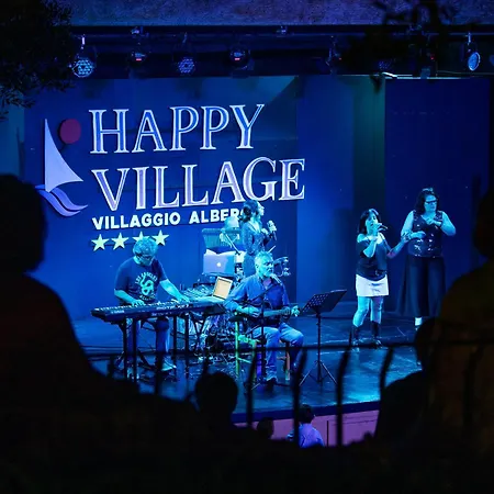 Курортный комплекс Happy Village 4*